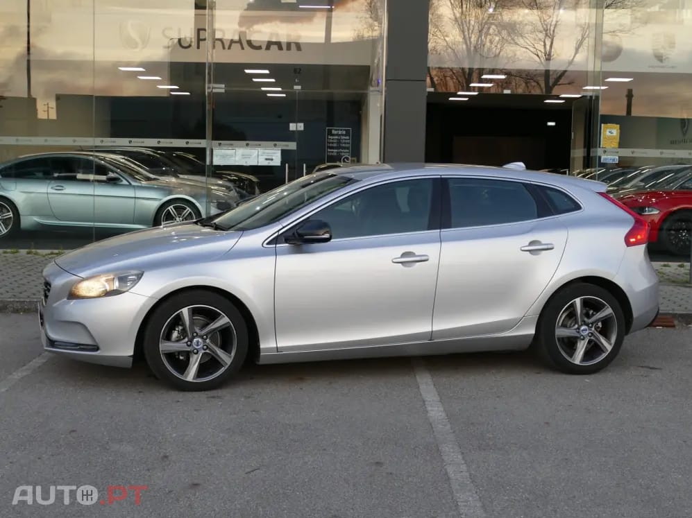 Volvo V40 1.6 D2 Momentum