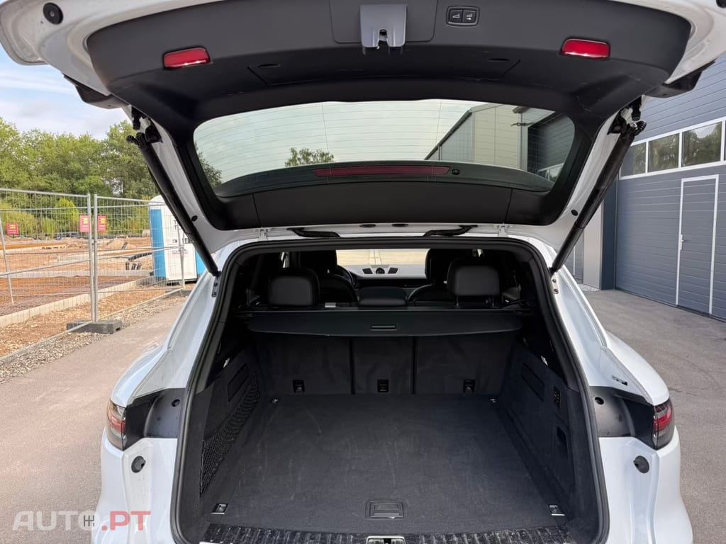 Porsche Cayenne E-Hybrid Platinum Edition