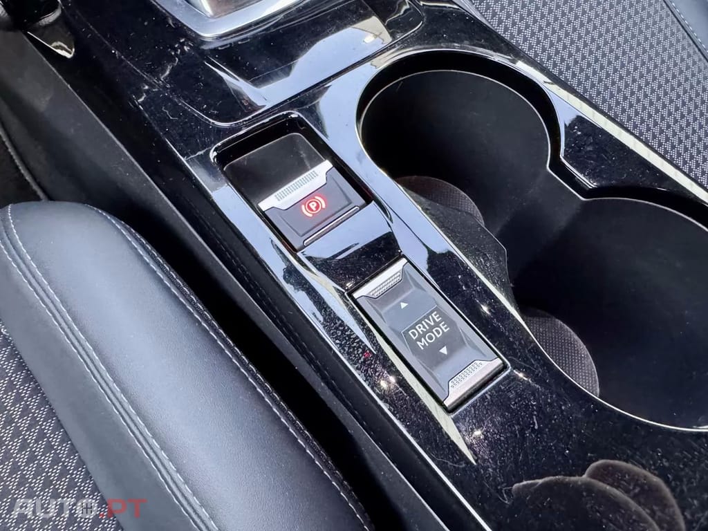 Peugeot E-208 50 kWh GT