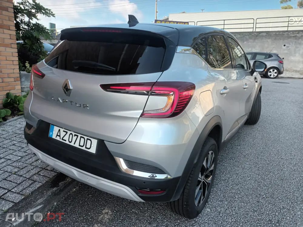Renault Captur 1.0 TCe Techno Bi-Fuel
