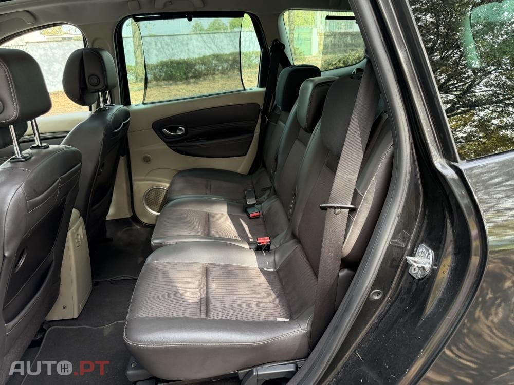 Renault Grand Scénic 1.5 dCi Dynamique S 7L