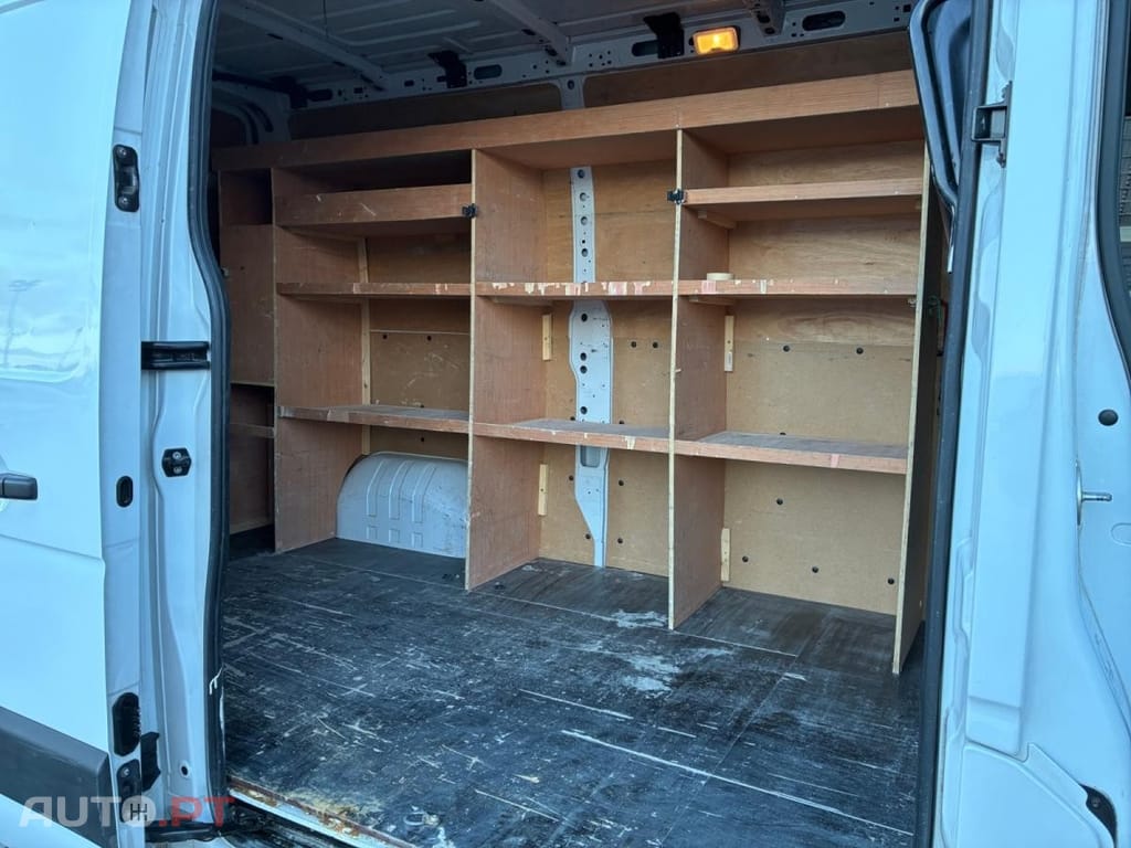 Renault Master 2.3 dCi L2H2 3.3T