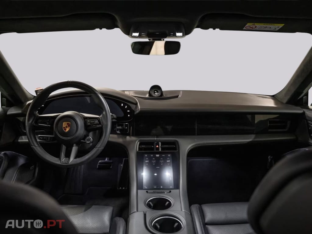 Porsche Taycan Turbo S I.V.A DEDUTIVEL