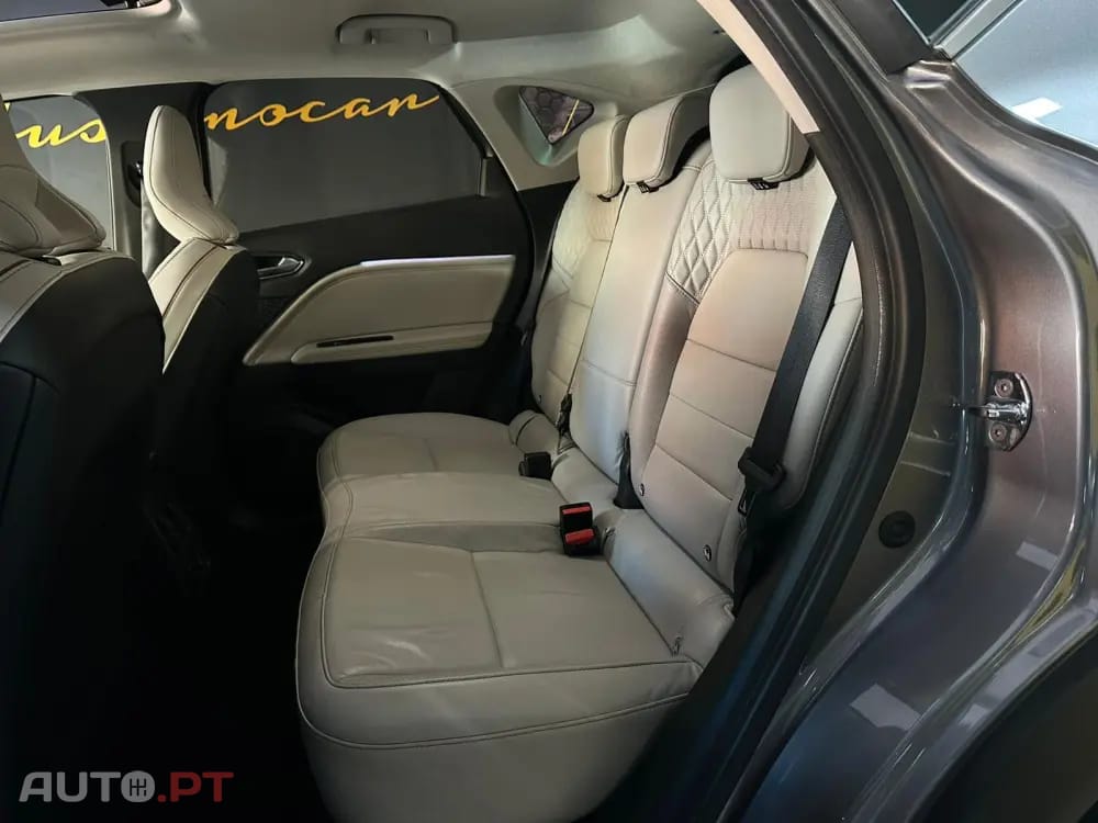 Renault Captur 1.6 E-Tech Plug-In Initiale Paris