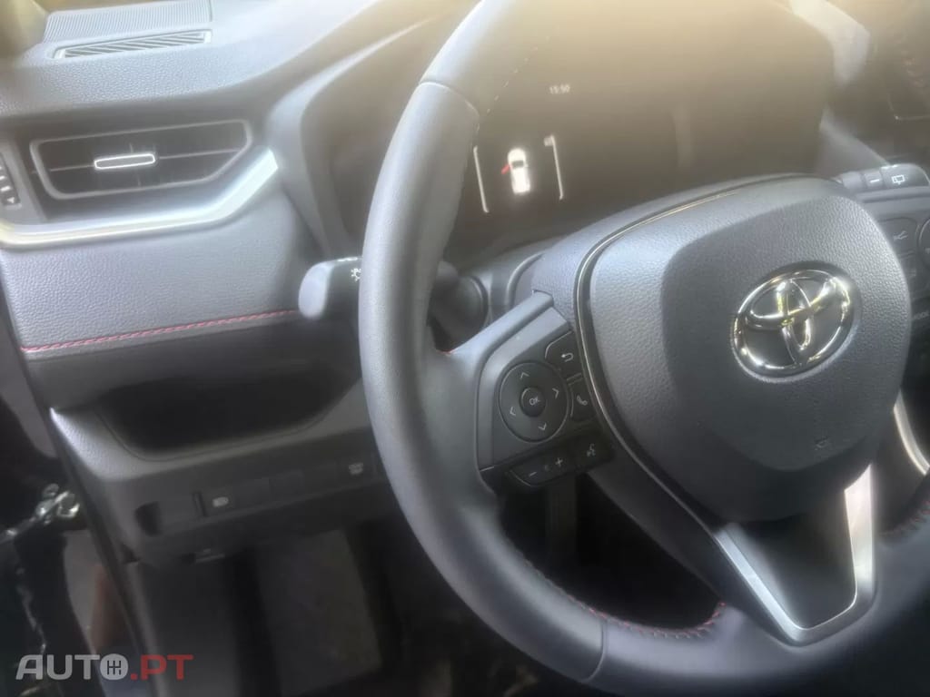 Toyota RAV4 2,5 Teamplayer