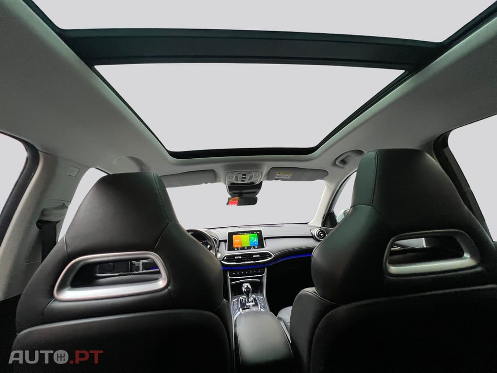MG EHS PHEV Hybrid Luxury