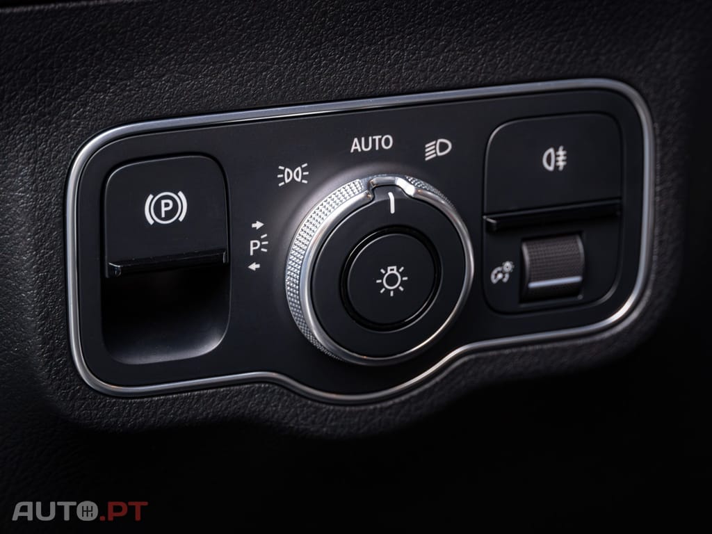 Mercedes-Benz GLA 250 e AMG Line