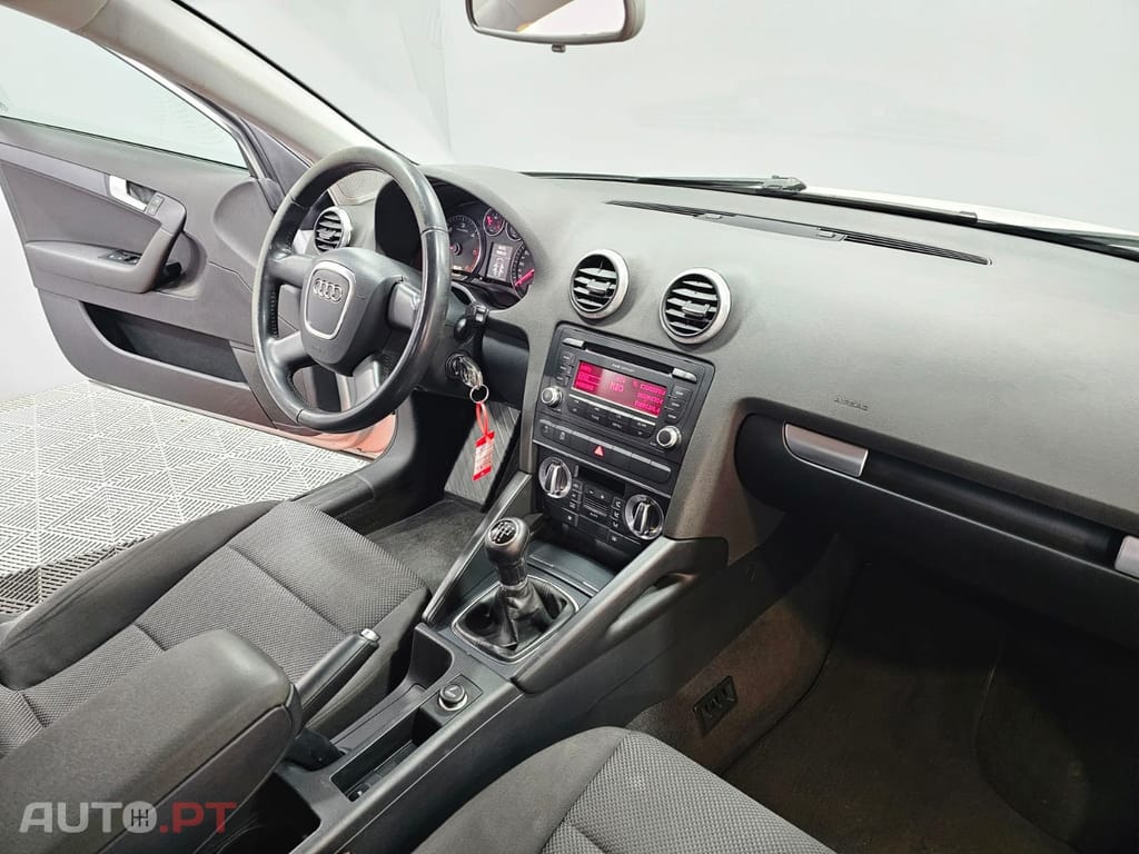 Audi A3 Sportback 1.6 TDi Attraction