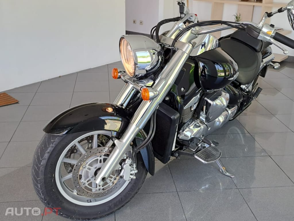 Suzuki Intruder VLR 1800