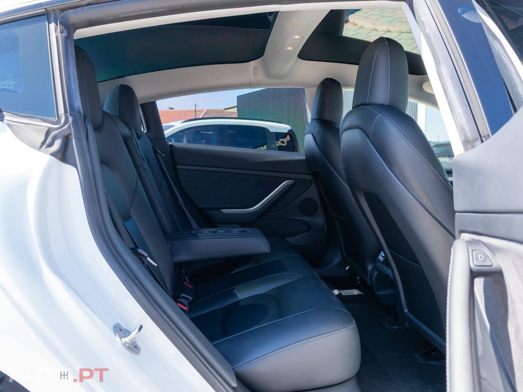 Tesla Model 3 Performance Dual Motor AWD