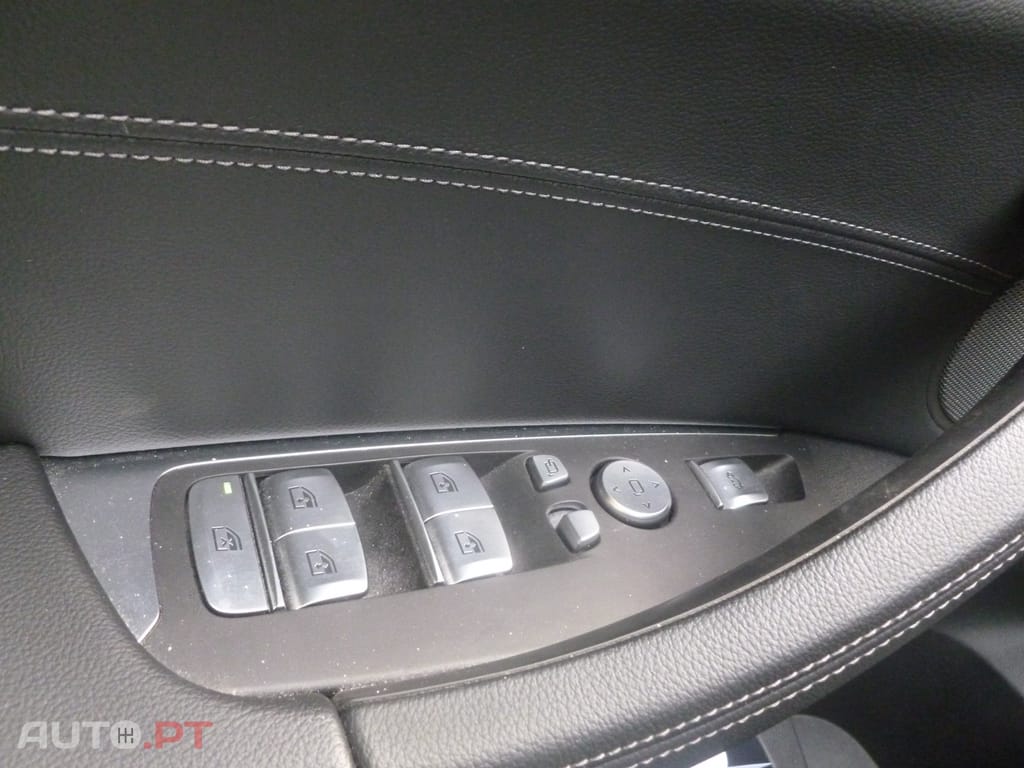 BMW iX3 74 kWh Impressive