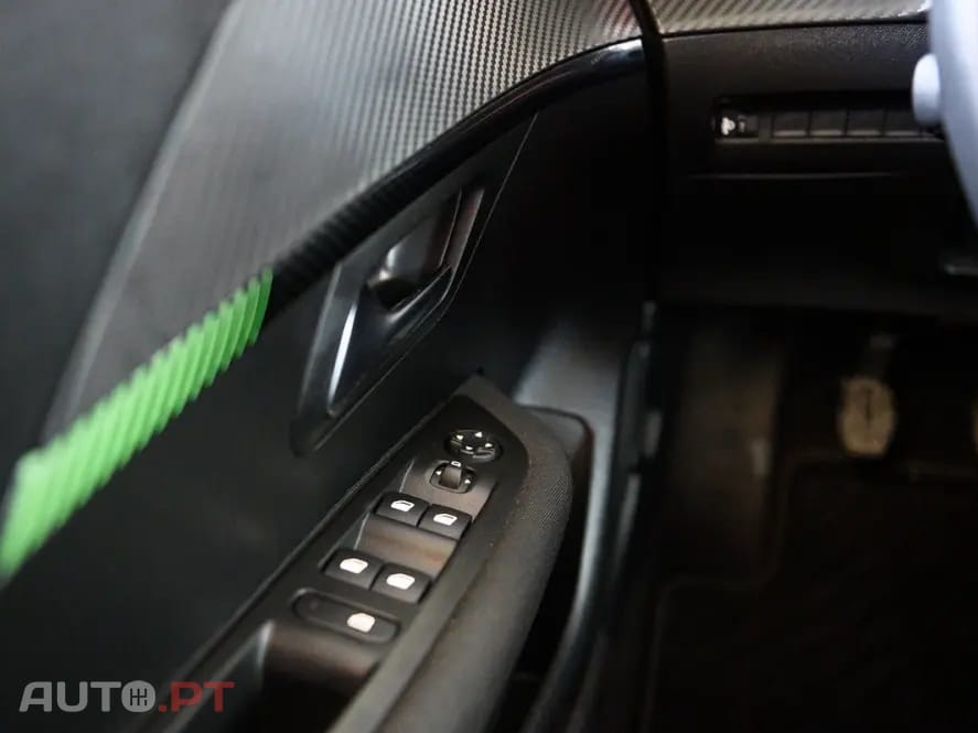 Peugeot 208 1.2 PureTech Active Pack