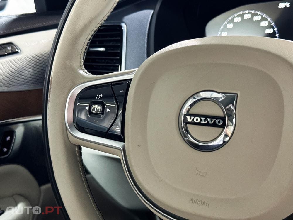 Volvo XC90 T8 AWD Twin Engine Geartronic Inscription