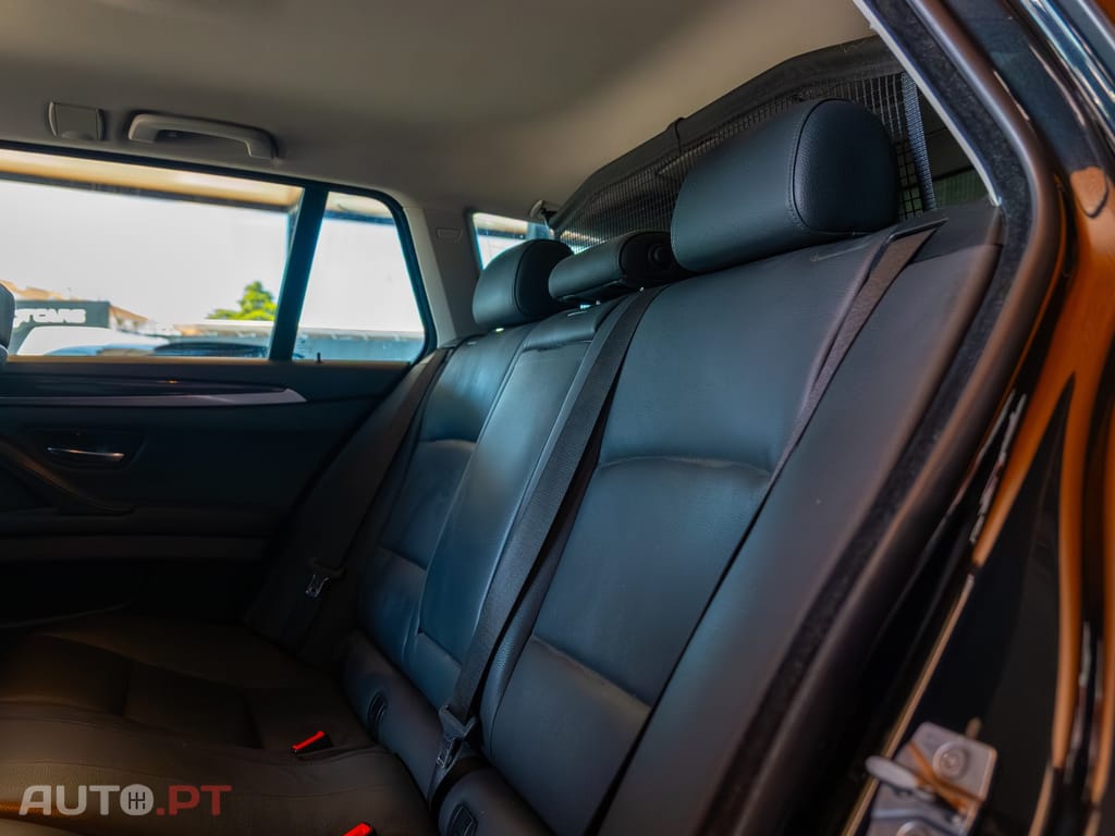 BMW 520 d Exclusive Auto 129g