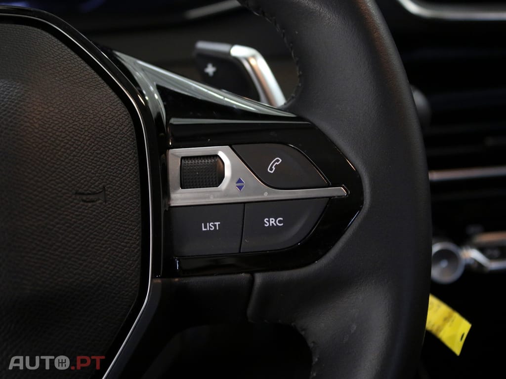 Peugeot 208 1.2 Hybrid Allure e-DCS6