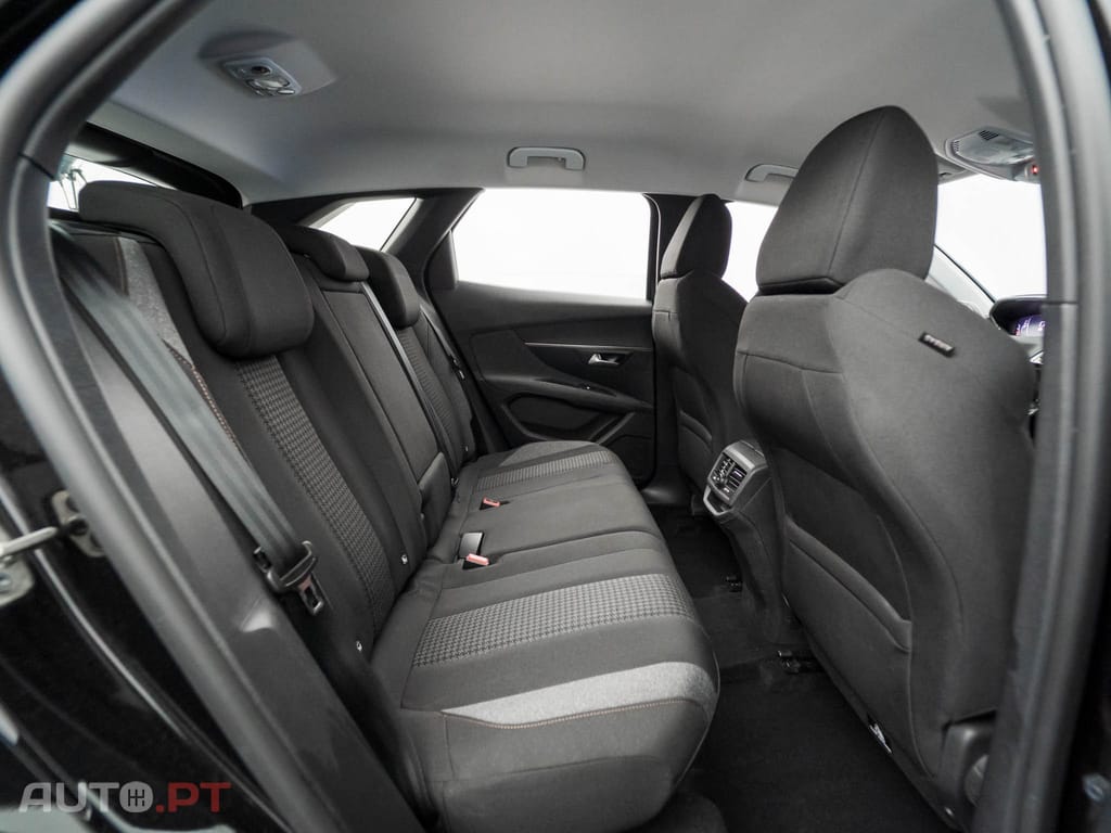 Peugeot 3008 1.5 BlueHDi Active Pack