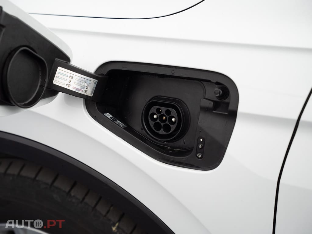 Volkswagen Tiguan 1.4 TSI eHybrid Conceptline DSG