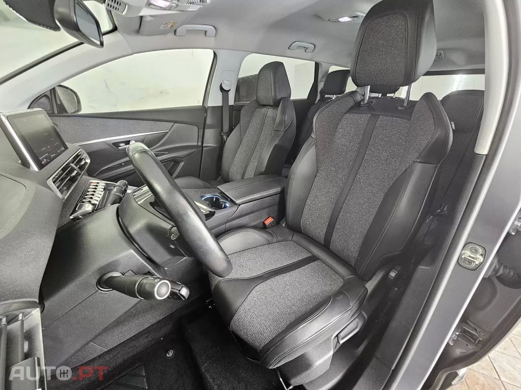 Peugeot 5008 1.5 BlueHDi Allure Baixo Consumo