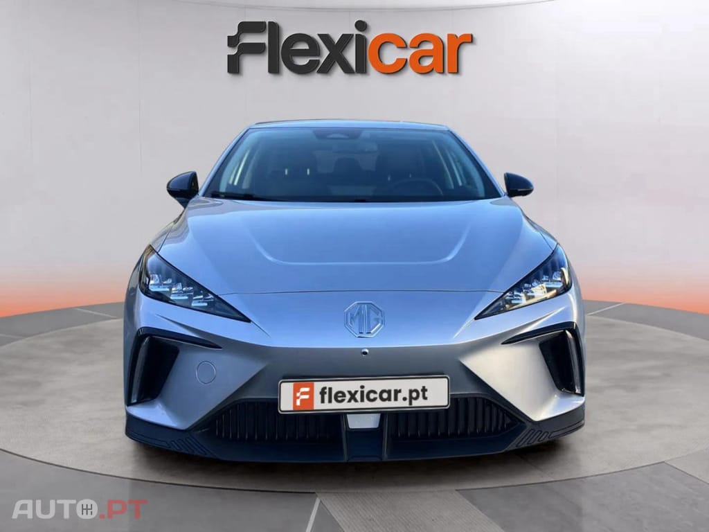 MG MG4 64 kWh Luxury