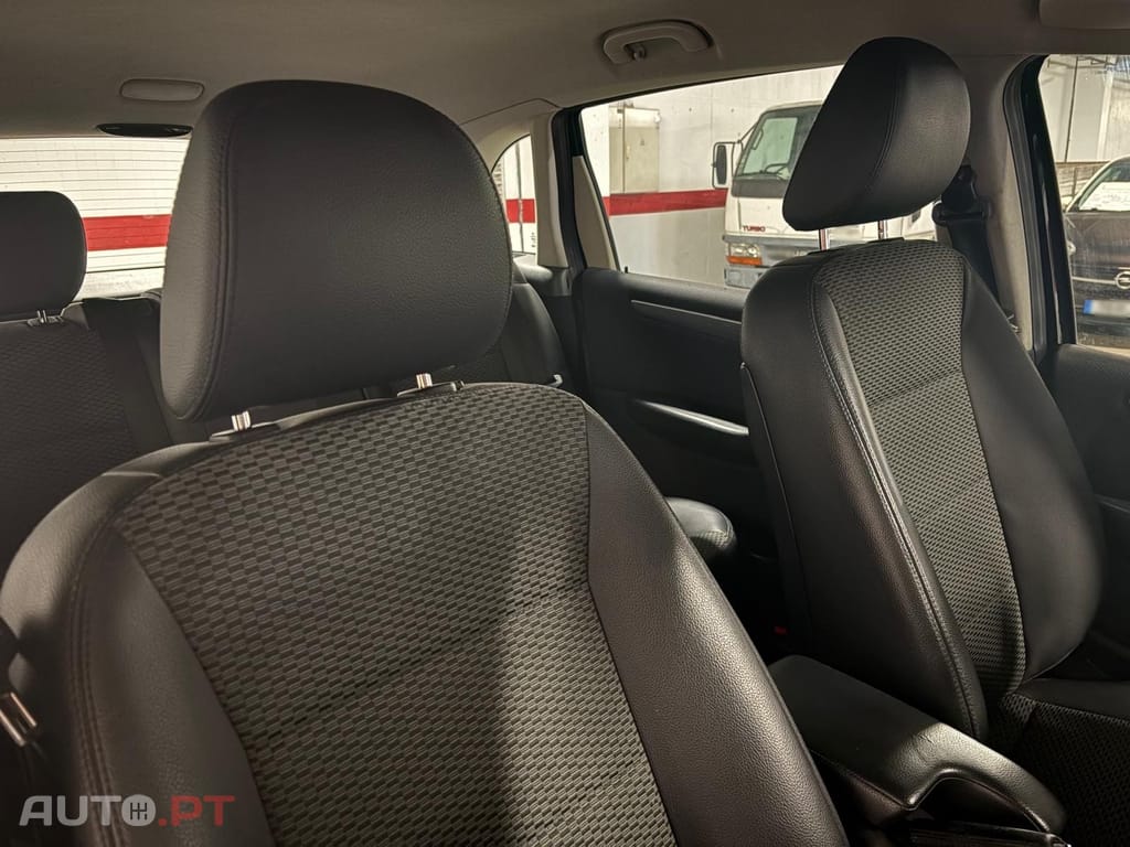 Mercedes-Benz B 200 CDi