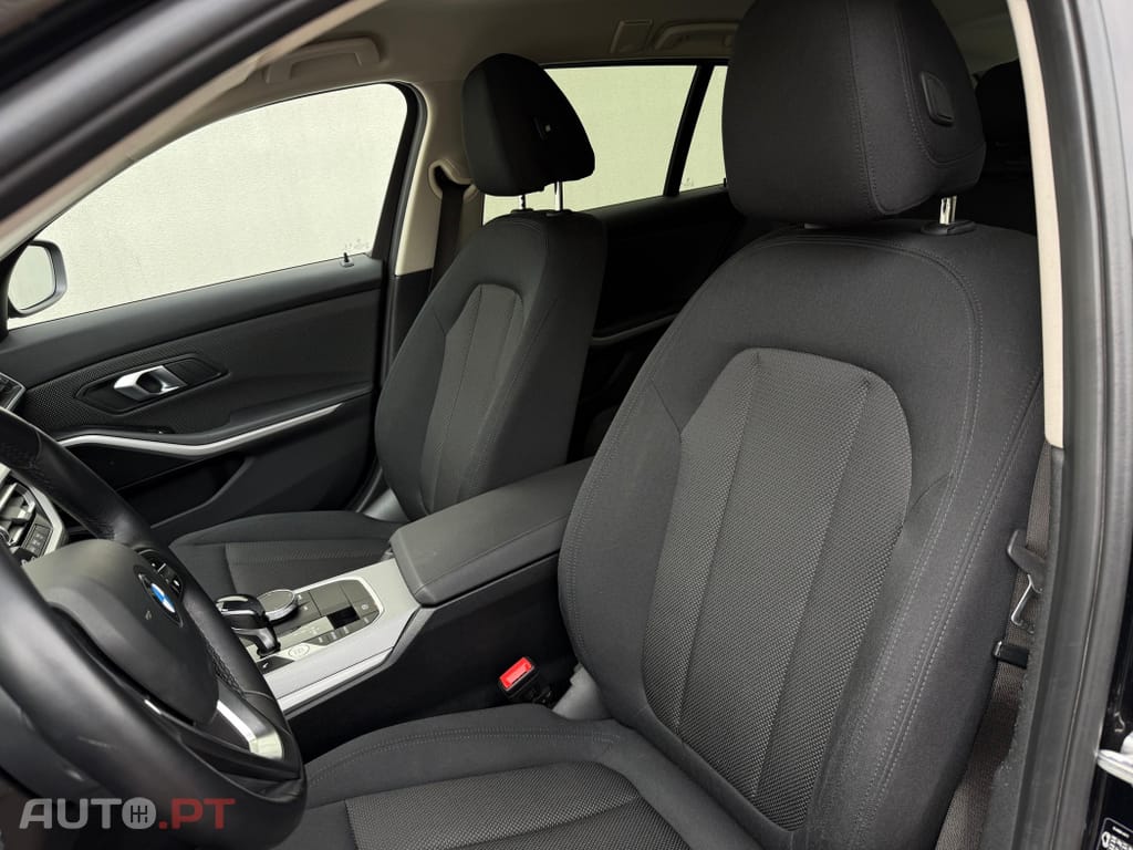 BMW 318 d Touring Auto