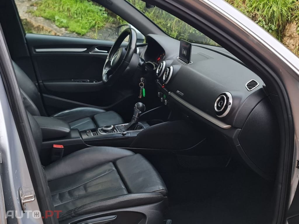 Audi A3 Sportback 2.0 TDi S-line S tronic