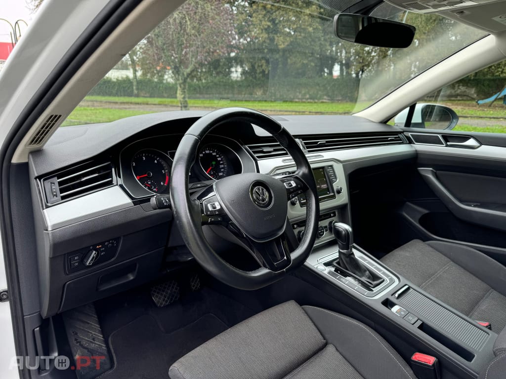 Volkswagen Passat 1.6 TDi Business DSG
