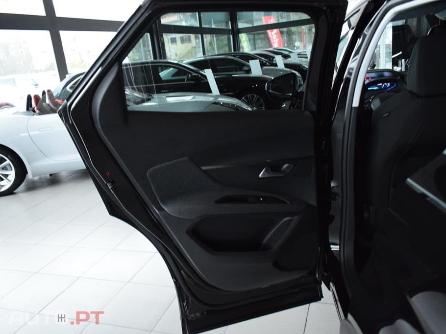 Peugeot 3008 1.5 BlueHDi Active