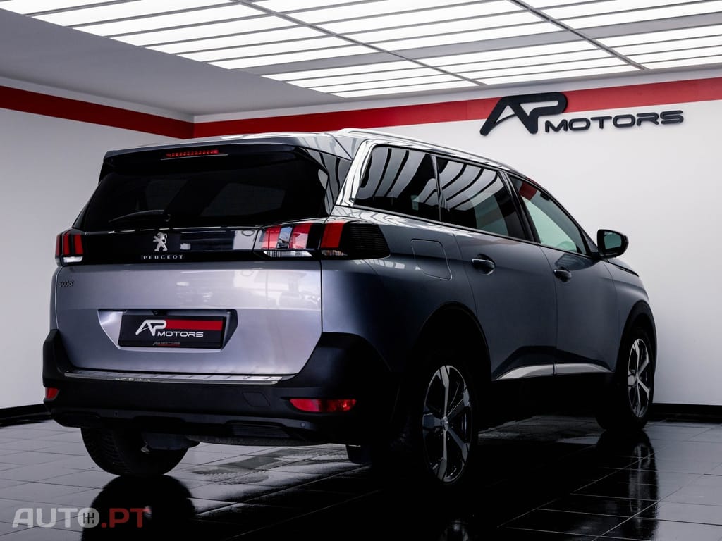 Peugeot 5008 1.5 BlueHDi Allure EAT8
