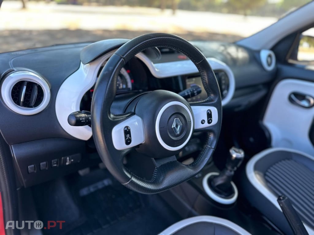 Renault Twingo TCE 90 INTENS