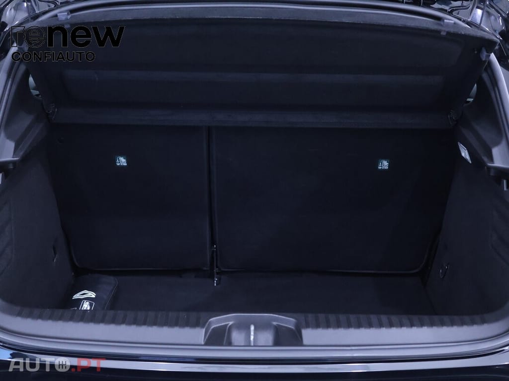 Renault Clio 1.0 Tce Evolution — fotografia 12