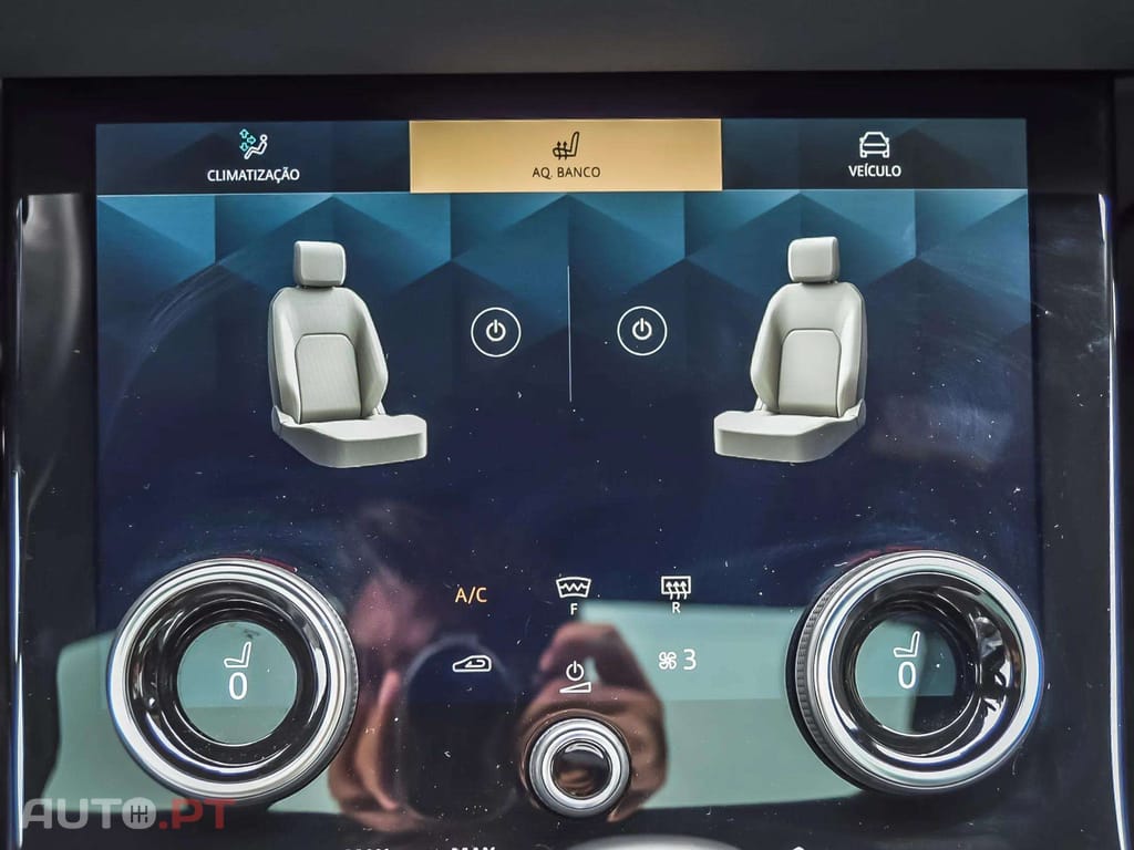 Land Rover Evoque 1.5 P160 R-Dynamic SE Auto