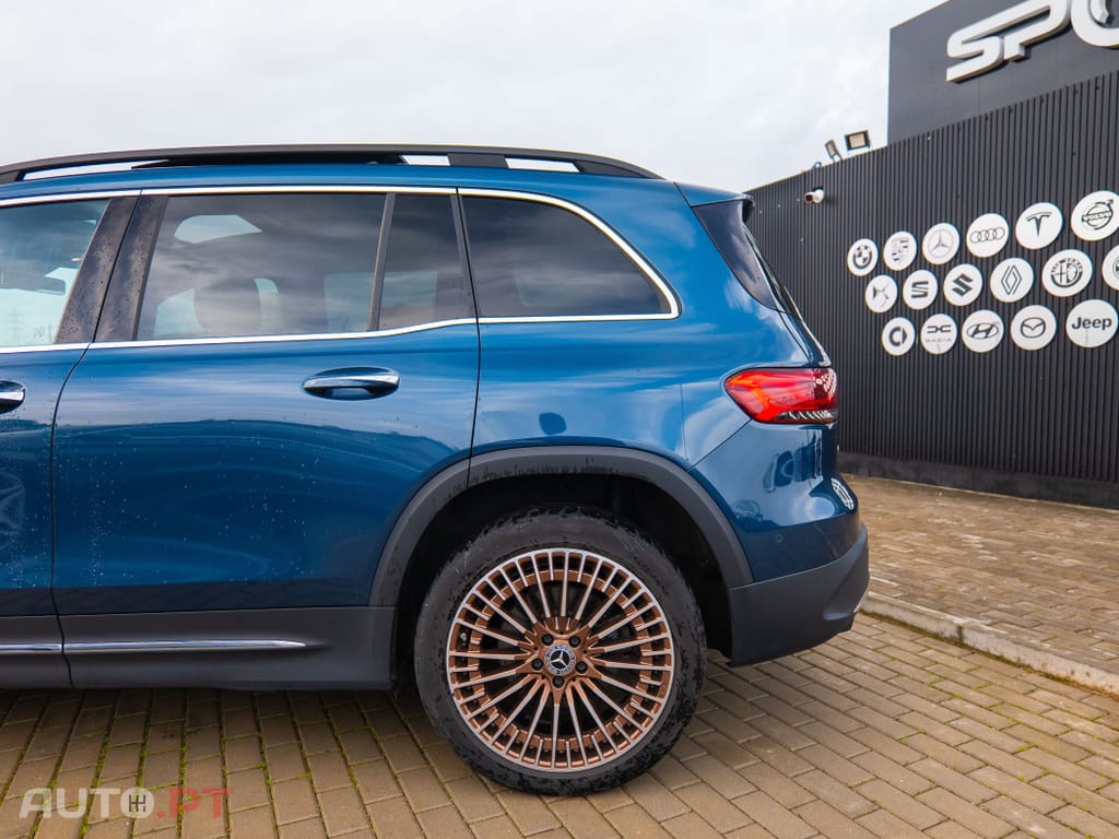 Mercedes-Benz EQB 350 4Matic Edition