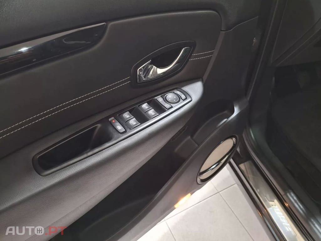 Renault Grand Scénic 1.5 dCi Bose Edition SS