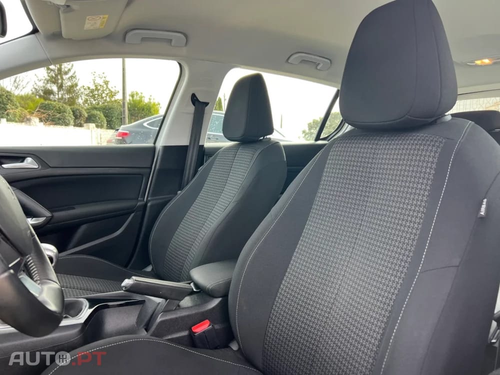 Peugeot 308 1.5 BlueHDi Business Line