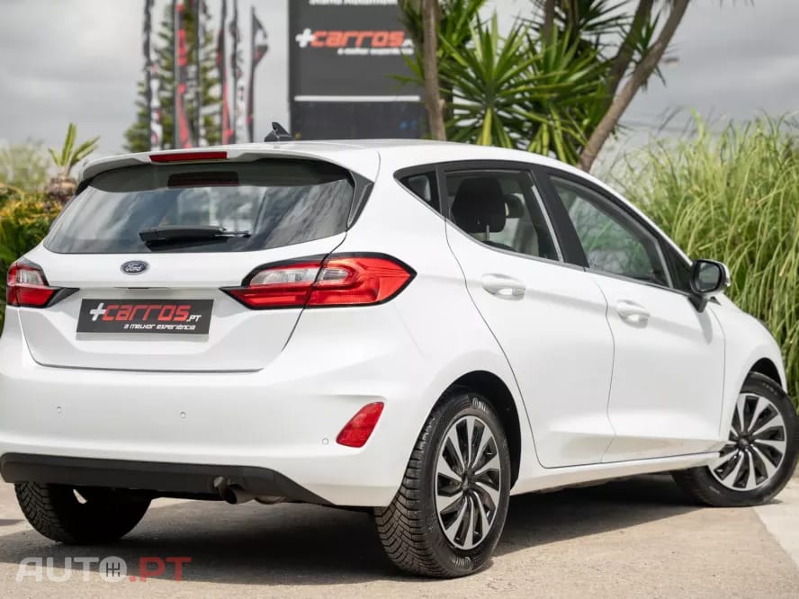 Ford Fiesta 1.0 EcoBoost MHEV Vignale