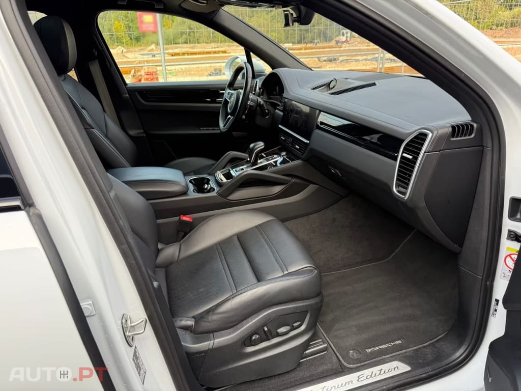 Porsche Cayenne E-Hybrid Platinum Edition