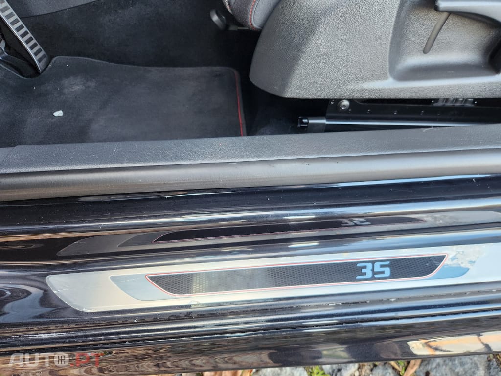 Volkswagen Golf 2.0 GTI Edition 35