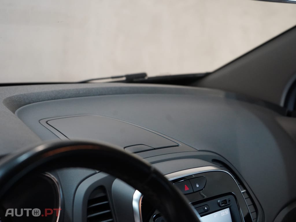 Renault Captur ENERGY TCe 120 EDC Bose Edition