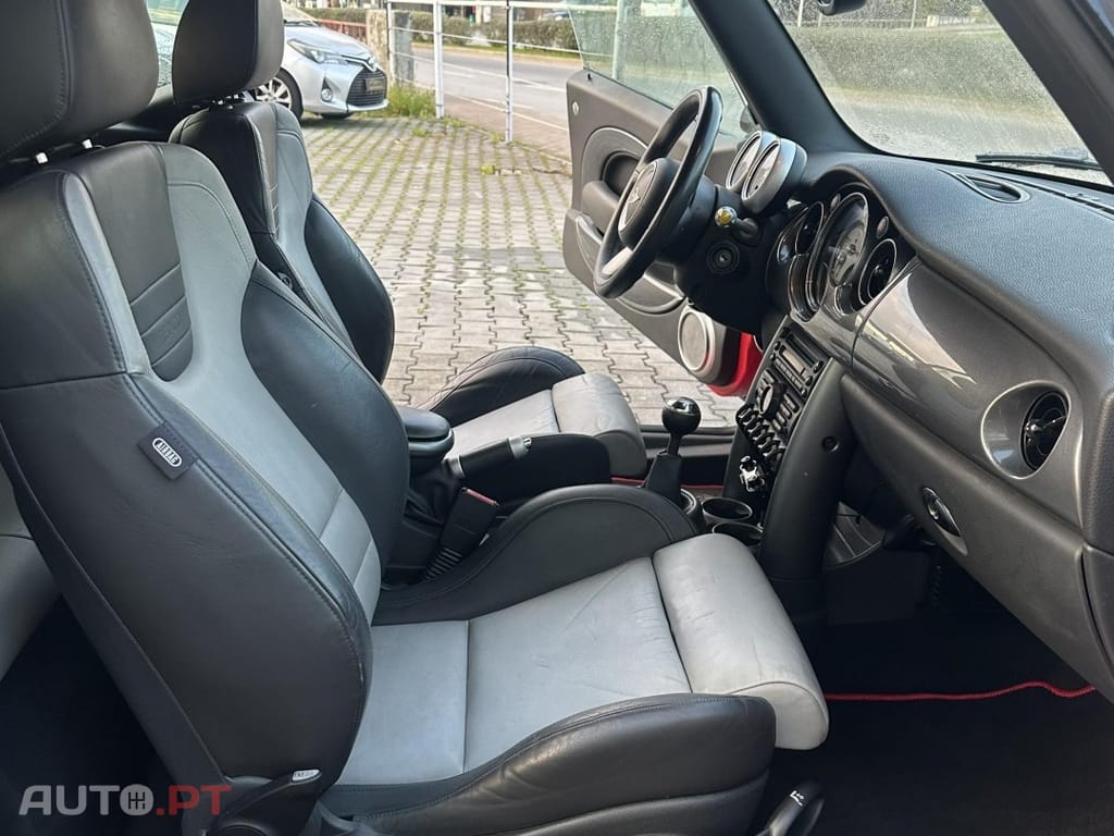 MINI Cabrio John Cooper Works
