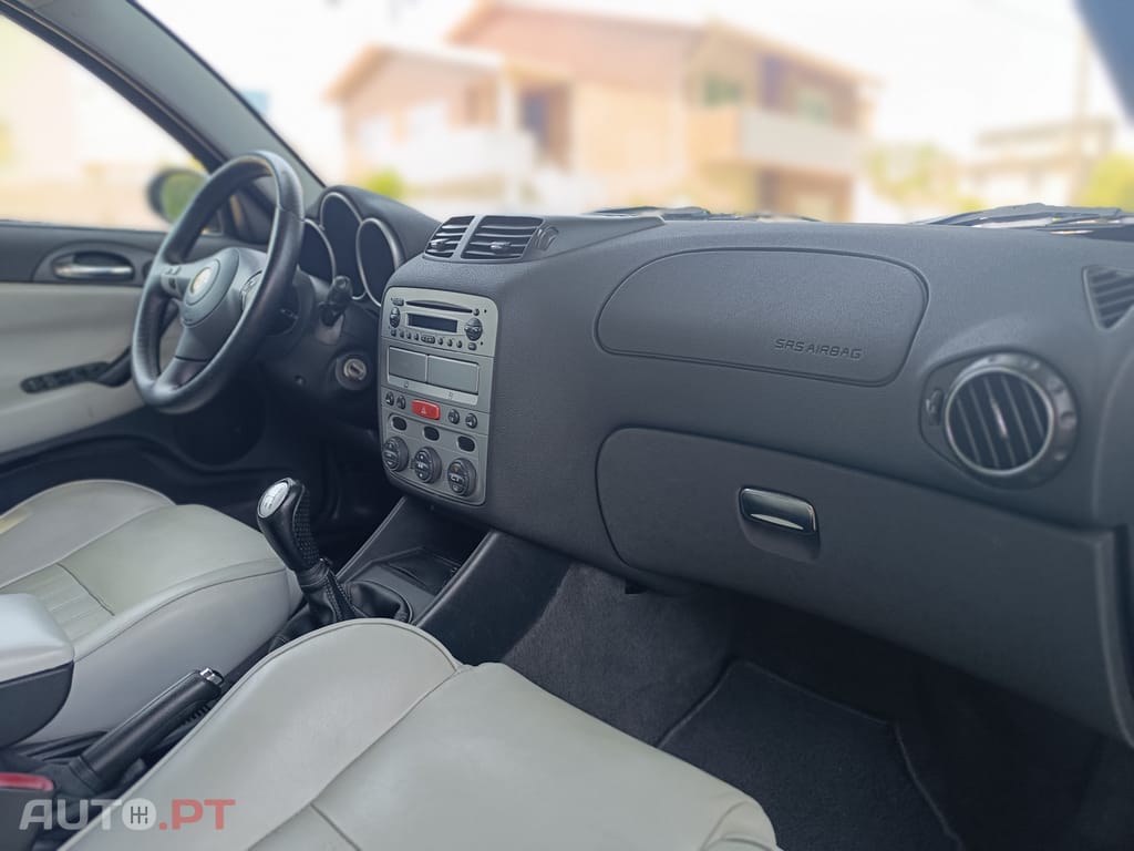 Alfa Romeo 147 1.6 TS Distinctive