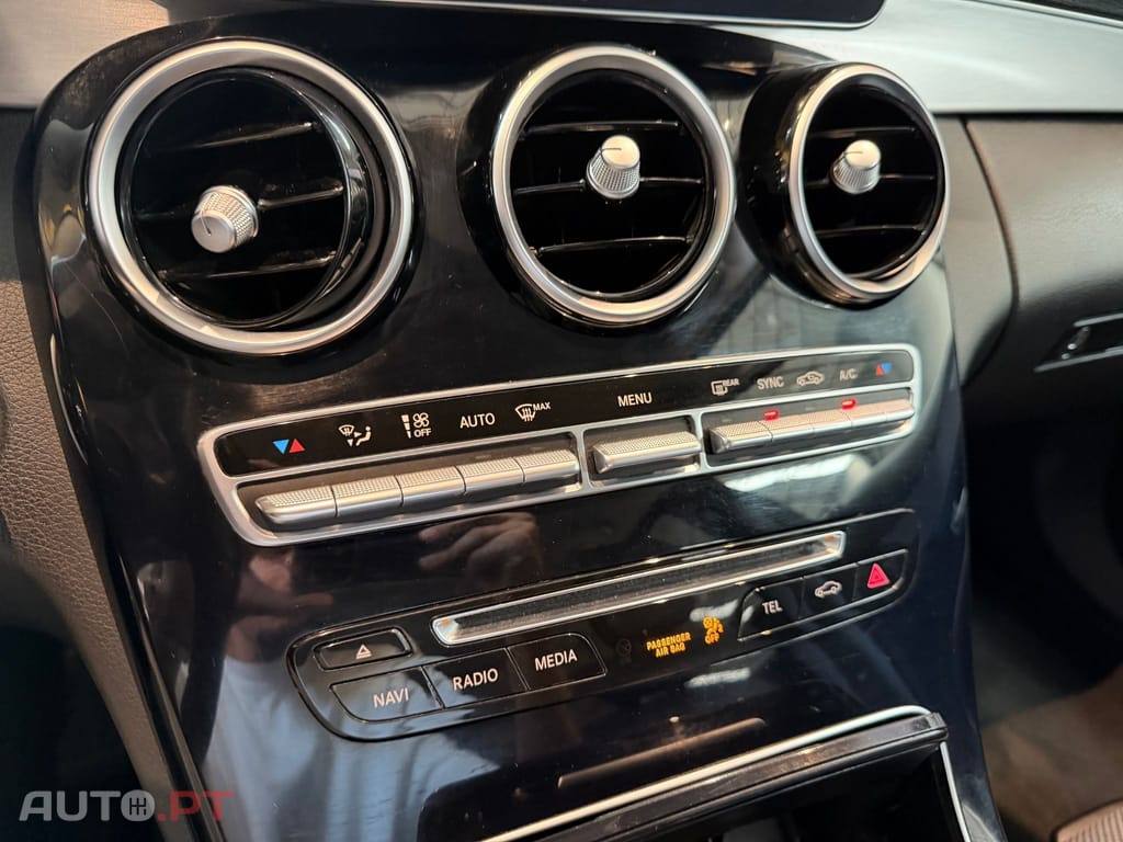 Mercedes-Benz C 180 D AVANTEGARDE