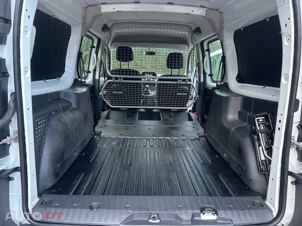 Renault Kangoo 1.5 dCi Maxi Business 5Lug. ligeiro misto