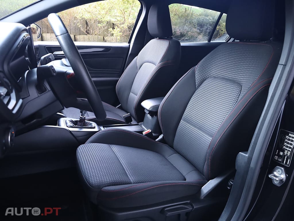 Ford Focus SW 1.0 EcoBoost MHEV ST-Line X