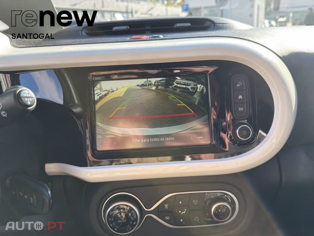 Renault Twingo Techeno Electric 22