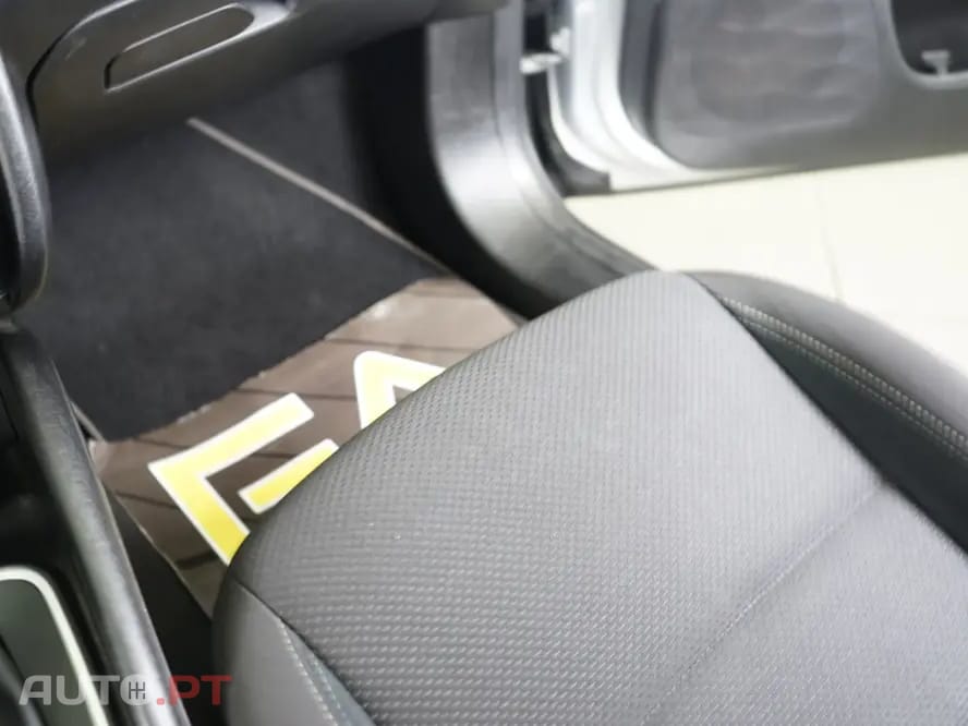 Fiat Tipo 1.3 M-Jet Lounge