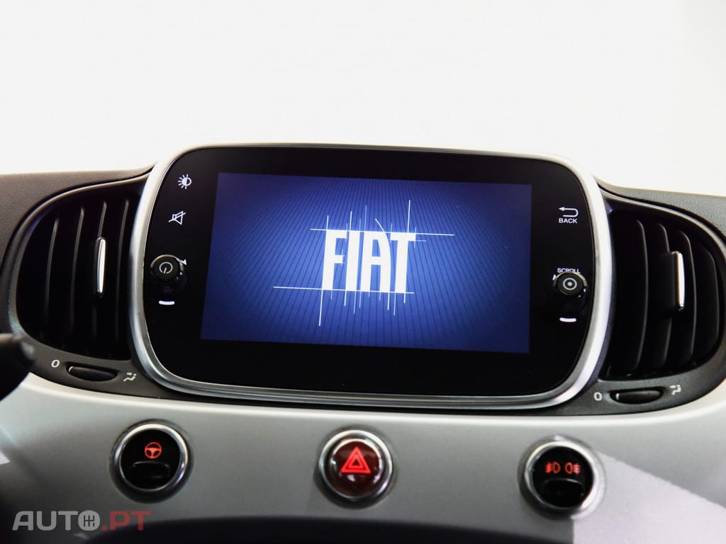 Fiat 500 1.0 Hybrid Connect