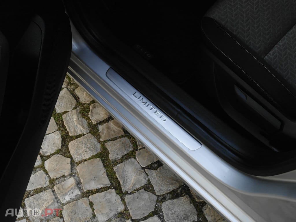 Renault Clio 1.0 TCe Limited