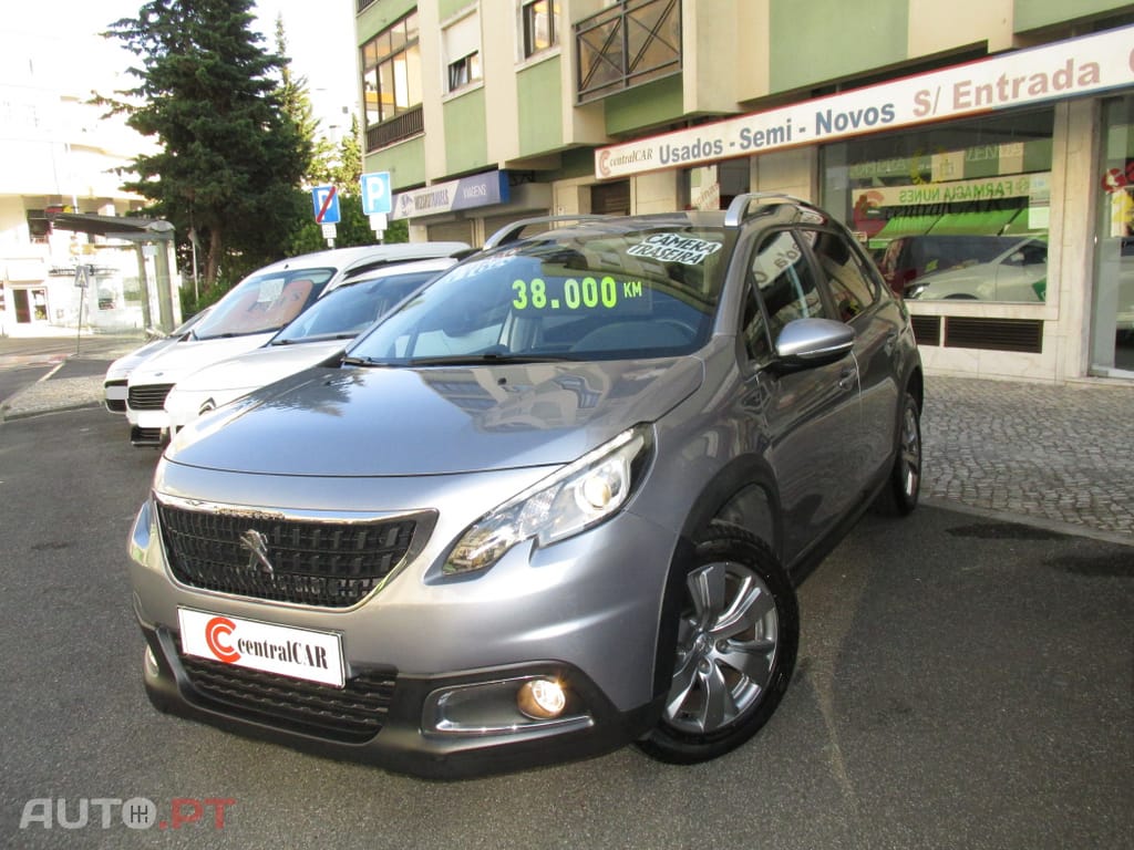 Peugeot 2008 1.2 PureTech Signature