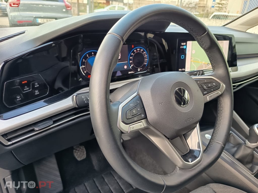 Volkswagen Golf 1.0 TSI Life